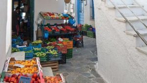 Gallery photo 5 for Naxos Old Town & Castle Tour with Optional Food Tasting of Local Products