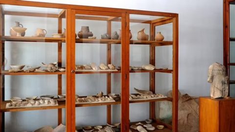 Inside the Cycladic archaeological museum