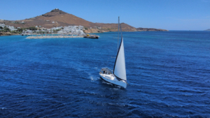 Ολοήμερη Κρουαζιέρα στη Νάξο και το Κουφονήσι με Ιστιοπλοϊκό Σκάφος από το Πίσω Λιβάδι της Πάρου photo