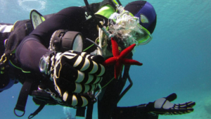 Discover scuba diving: Your first underwater adventure in Paros