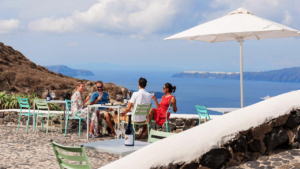 Ξενάγηση σε Τρία Διαφορετικά Οινοποιεία στη Σαντορίνη με Οινογνωσία photo