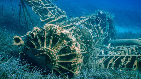 Explore the wreck of a World War 2 ARADO AR196 airplane to Iraklia