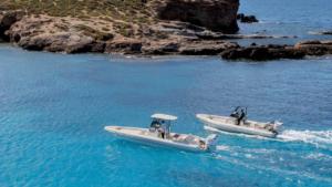 Το ιδιωτικό σας φουσκωτό κοντά στην ακτογραμμή