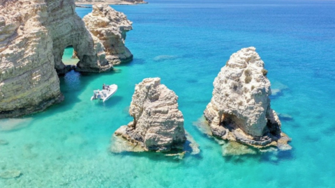 Το μοναδικό τοπίο στο Blue Lagoon