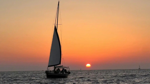 Cruise the coastline with close friends and endless horizons