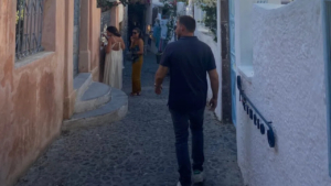 Εξερευνήστε τα στενάκια του νησιού