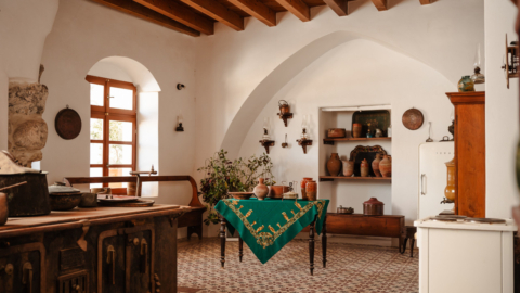 Unwind with local flavors in an unforgettable setting