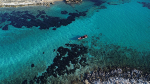 Τα πεντακάθαρα νερά στη Blue Lagoon