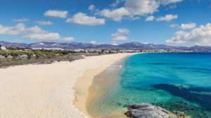 Μαγευτικές παραλίες σας περιμένουν στη Νάξο