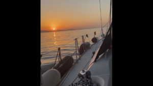Απολαύστε τα μαγικά χρώματα του ηλιοβασιλέματος