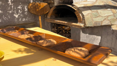 Create your own handmade loaf using natural and local ingredients