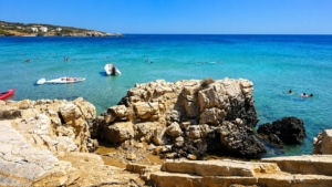 Κολυμπήστε στα κρυστάλλινα νερά της Blue Lagoon στα Παντερονήσια